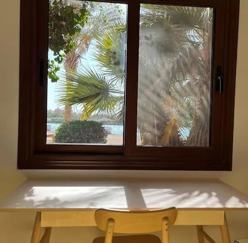 Cozy Townhouse In West Golf - El Gouna Hébergement de vacances *