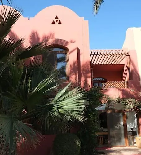 Cozy Townhouse In West Golf - El Gouna Hébergement de vacances